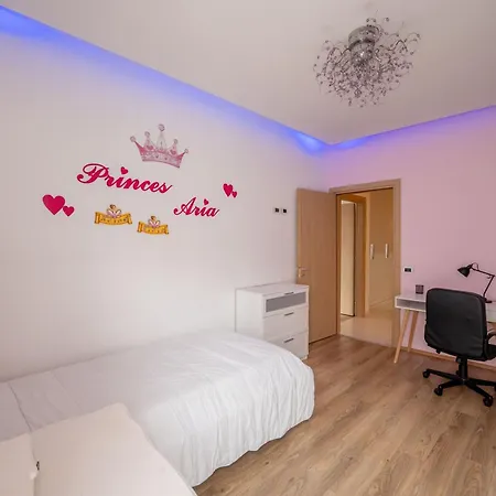Tirent Apartment-spacious 2-bedroom In Delijorgji Apartment Tirana