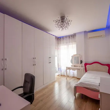 Tirent Apartment-spacious 2-bedroom In Delijorgji Tirana