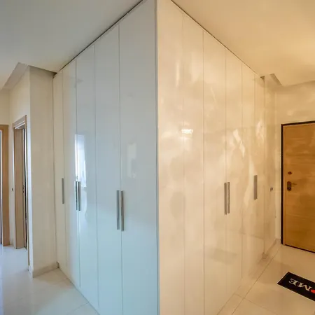 Tirent Apartment-spacious 2-bedroom In Delijorgji Appartement *