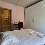 Tirent Apartment-spacious 2-bedroom In Delijorgji Apartament *