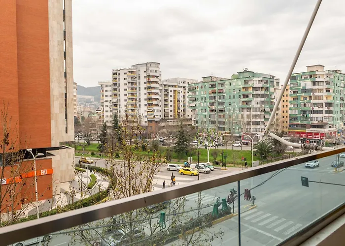 公寓 Tirent Apartment-spacious 2-bedroom In Delijorgji